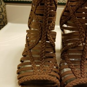 Guess heels